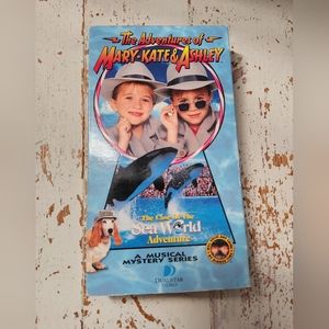 The Adventures of Mary Kate & Ashley VHS - the case of the sea world adventure
